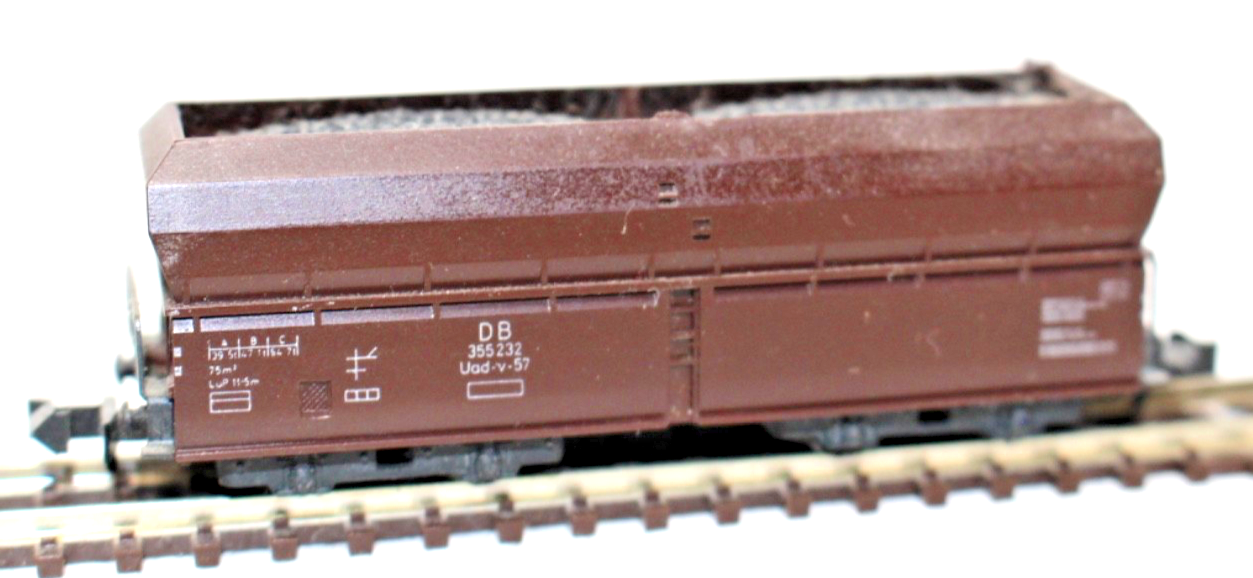 Minitrix N 51 3283 00 Selbstentladewagen 355 232 m. Kohleladung DB N 1:160 OVP