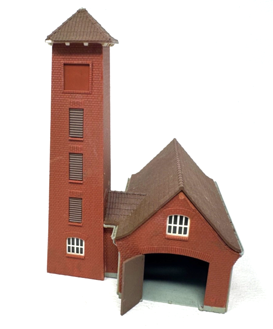 Kibri 39210 H0 Feuerwehrhaus Bahlburg-Lüneburg HO H0 1:87 - für Bastler