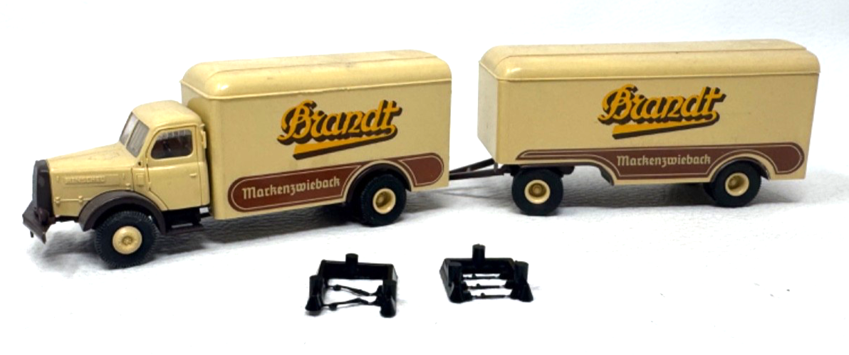 Brekina 7314 Henschel HS140 Koffer Sattelzug Brandt Markenzwieback - 1:87 H0 HO