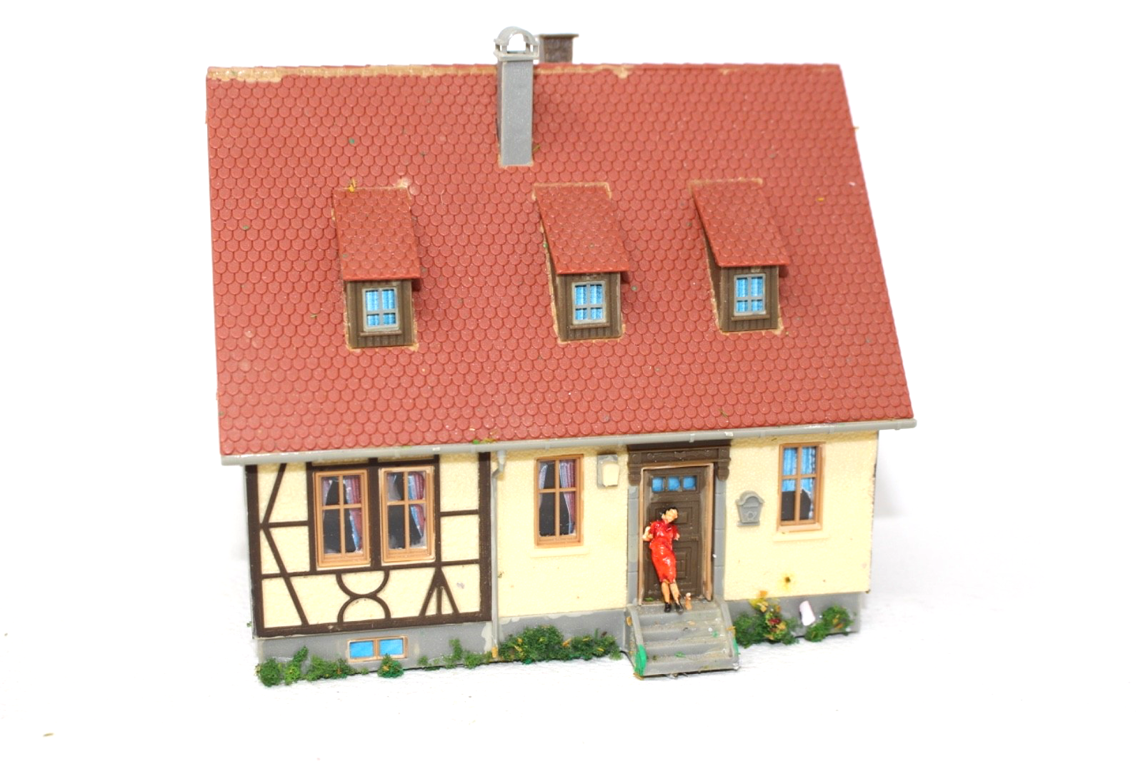 Faller H0 219 Fachwerkhaus mit Dachgauben ca. 12 x 9,5 x 10,7 cm H0 HO 1:87