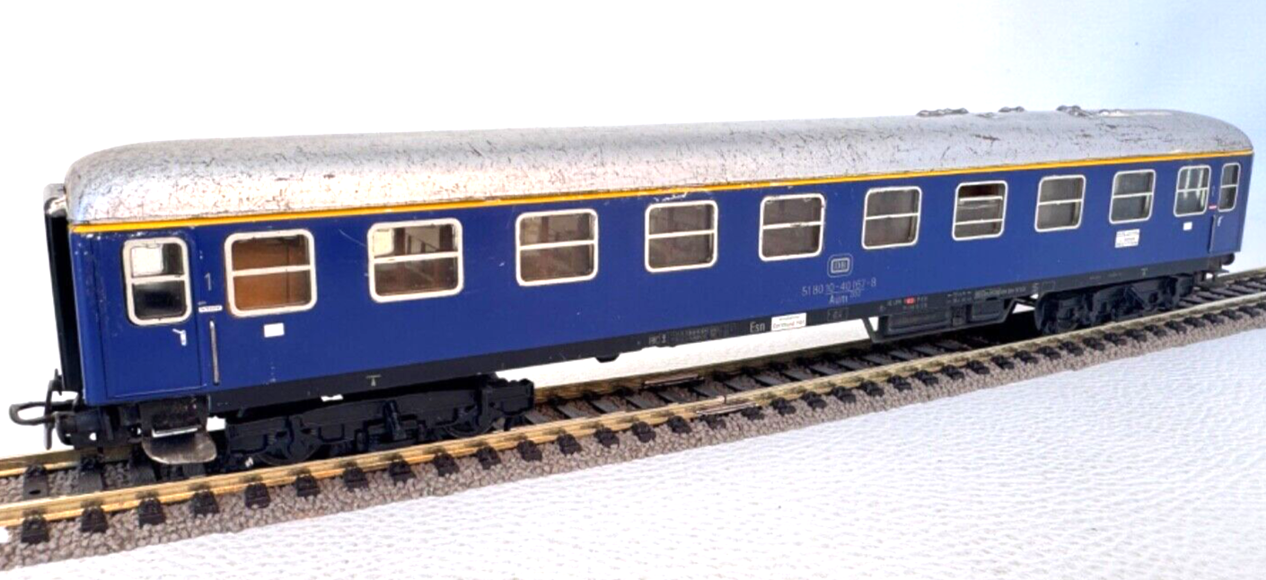 Märklin Personenwagen - 10-40 167-8 Aüm 202 - 1. Kl. - beleuchtet AC H0 HO 1:87