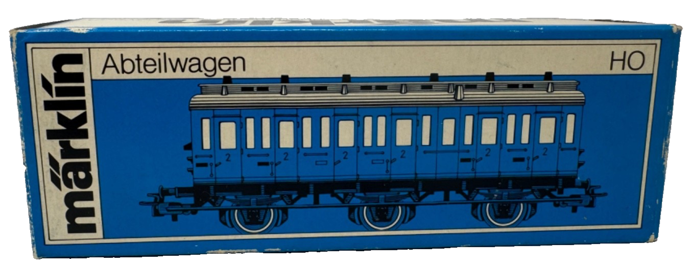 Märklin H0 4004 Personenwagen 2. Klasse 330 Stg  Mittelachse Innen HO H0 1:87