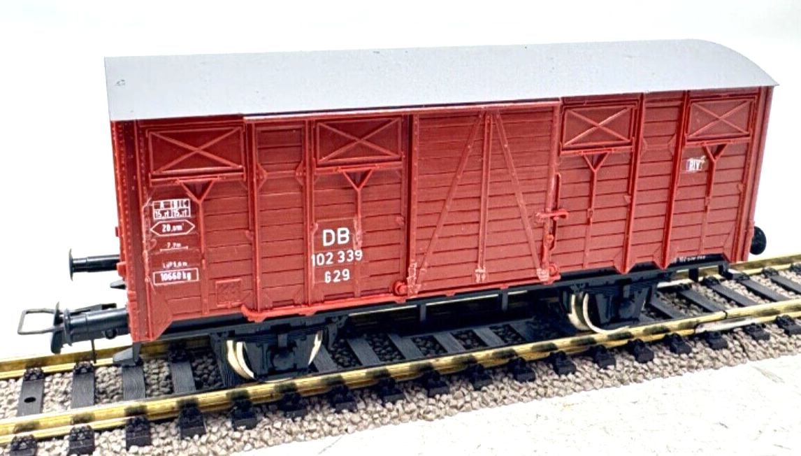 Piko H0 Gedeckter Güterwagen 102 339 - G29 - DB - braun - 1:87 H0 HO