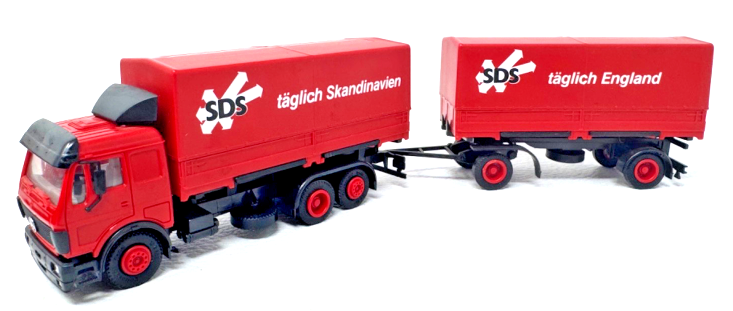 Herpa H0 Mercedes Planenhängerzug 3a/2a "SDS täglich ..." H0 H0 1:87
