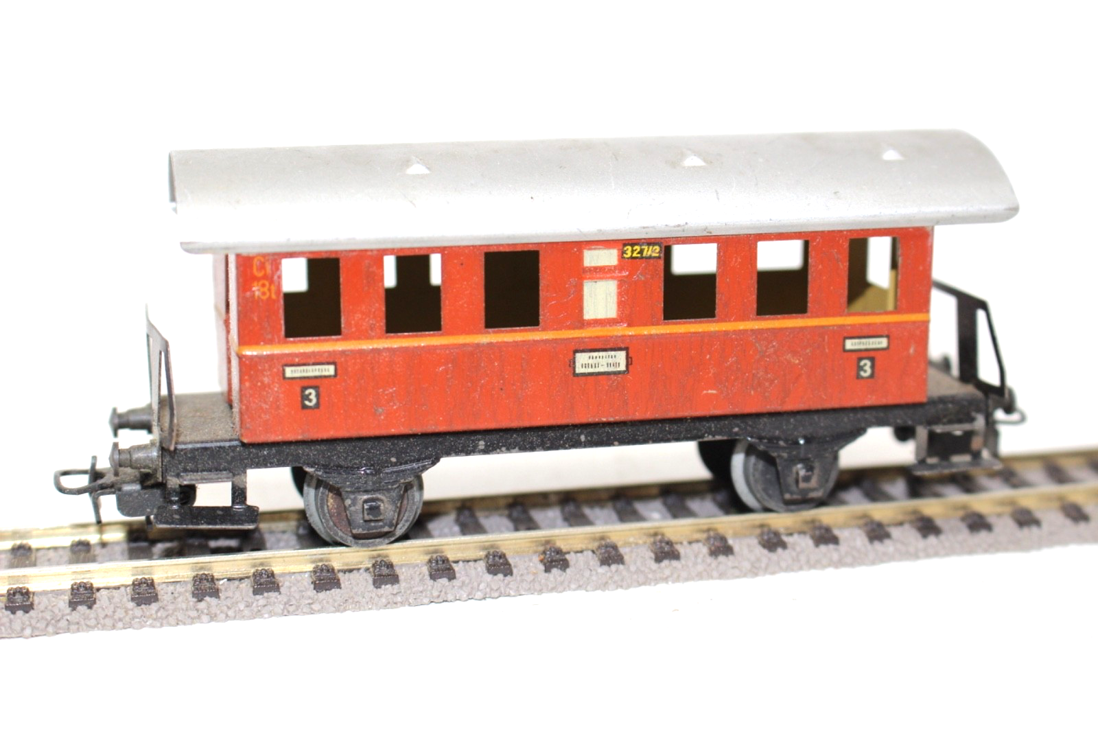 Märklin H0 327/2 Personenwagen Ci 18t - blech - Stummelachsen - 1950  H0 HO 1:87