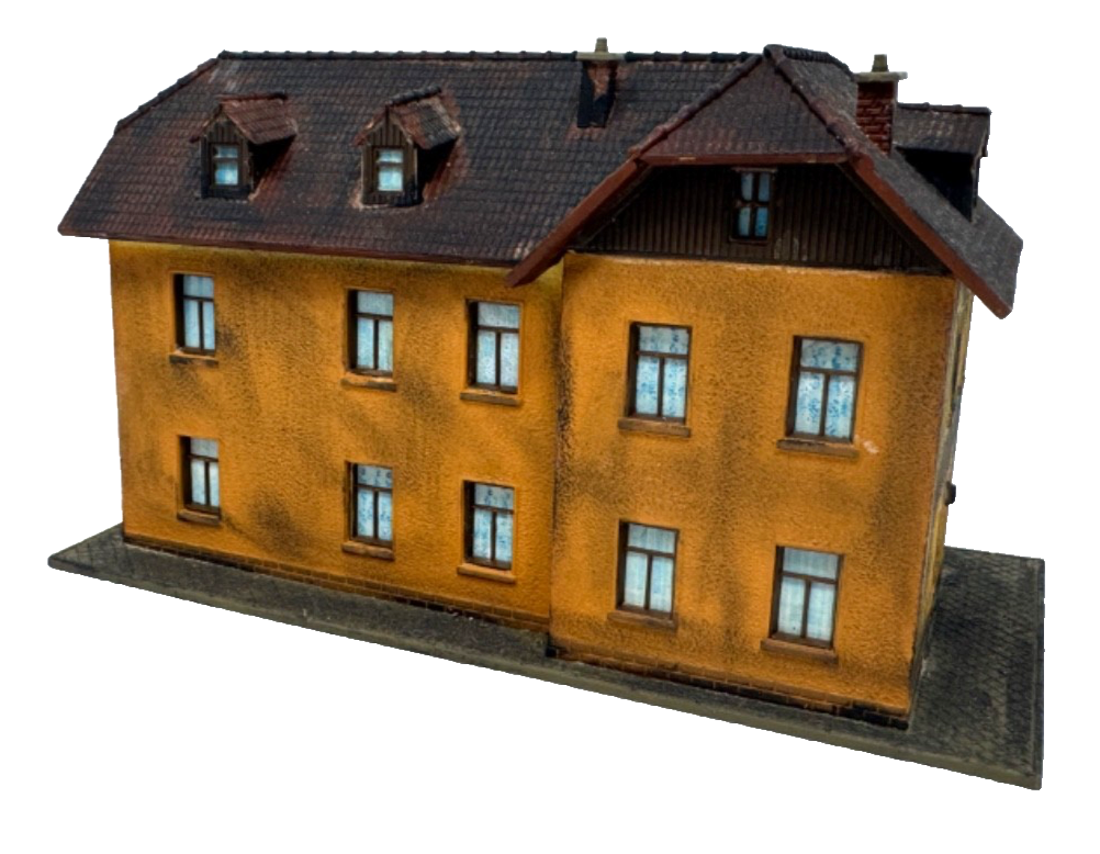 Pola N 258 Arbeiterwohnhaus II ca. 14,4 x 7,2 x 8 cm - N 1:160 Pola N 258 Arbeiterwohnhaus II ca. 14,4 x 7,2 x 8 cm - N 1:160