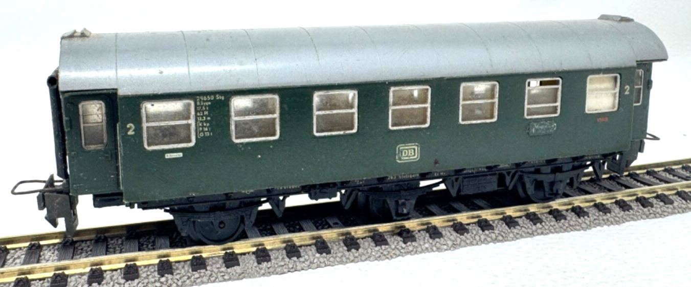 Trix Umbauwagen 3-achsig der Deutschen Bundesbahn - 1. & 2. Klasse - HO H0 1:87
