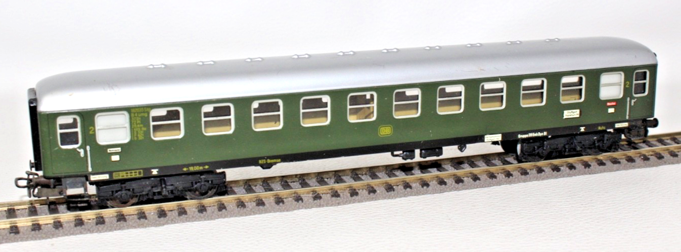 Märklin HO 4022 D-Zug Wagen Blech-Gehäuse - 182035 Stg B4ümg mit OVP  1:87 HO H0