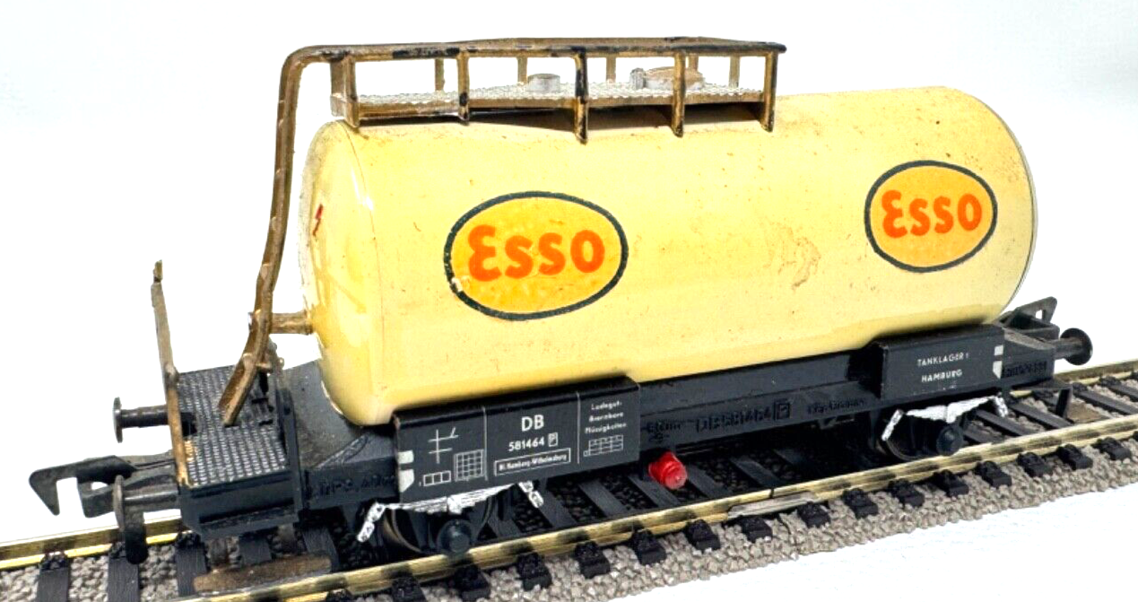 Fleischmann Kesselwagen Tankwagen "ESSO"  Tanklager 1 Hamburg - H0 HO 1:87