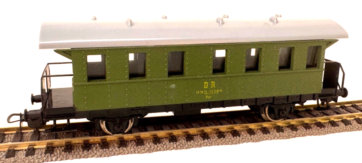Piko H0 5/6513-010 Personenwagen 24-26 548-8 DR - grün H0 HO 1:87