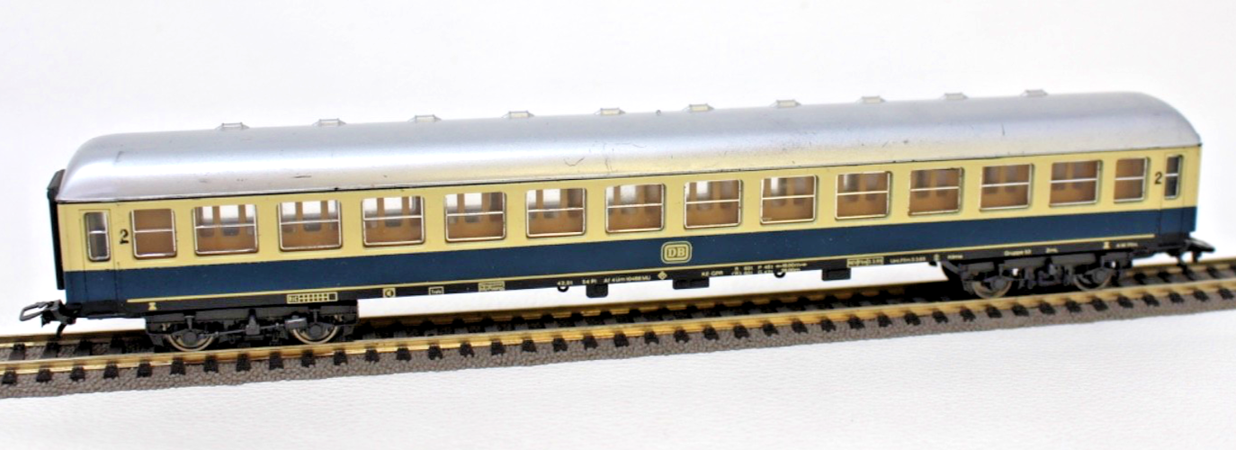 Lima H0 309174 Personenwagen Abteilwagen 2. Klasse 10488 Mü DB - HO H0 1:87