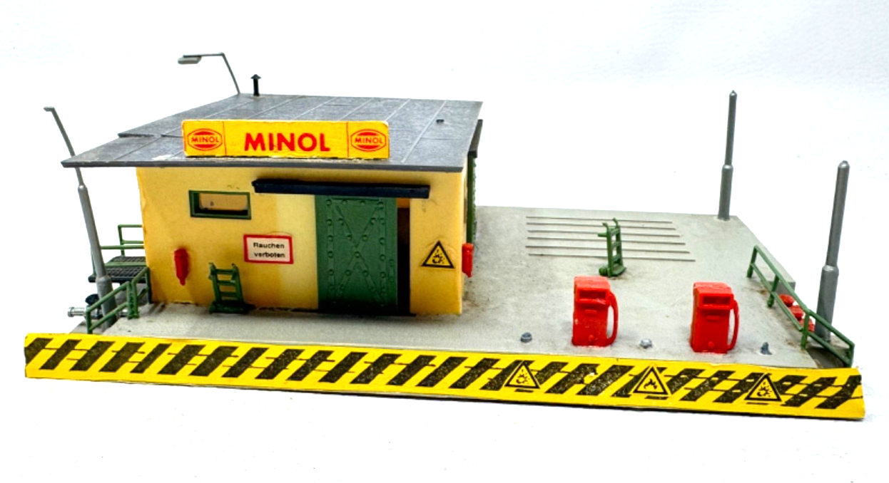 Kibri H0 H220 Tanklager Fasslager ca. 16 x 12 x 5,5 cm HO H0 1:87 für Bastler