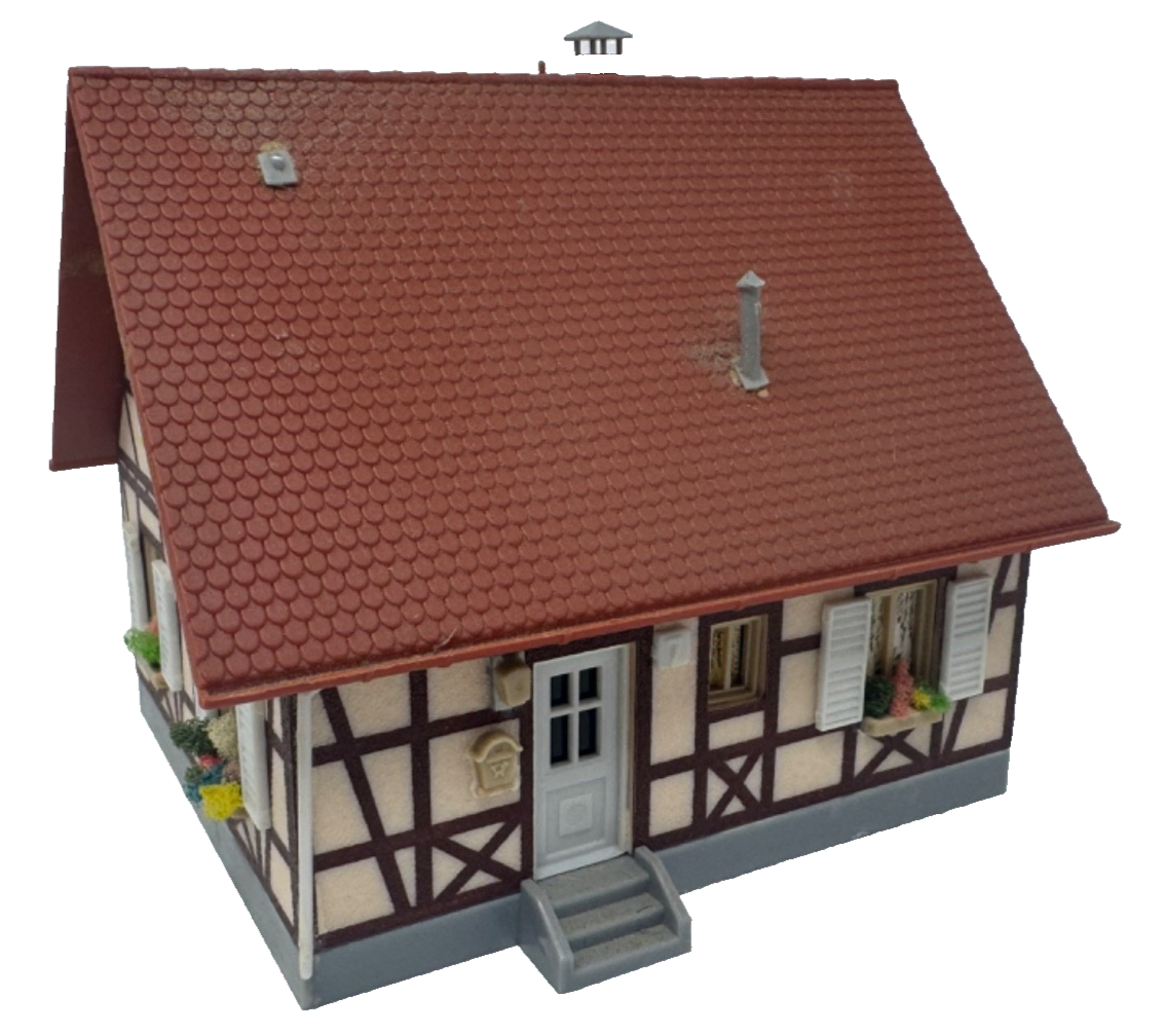 Faller H0 130222 Einfamilienhaus mit Fachwerk Haus 10,7 x 9 x 9,4 cm  HO H0 1:87