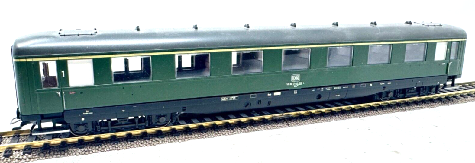 Märklin 43200 Schnellzugwagen 50 80 17-40 010-4 -  1. Kl. Aüe 310 - HO H0 1:87