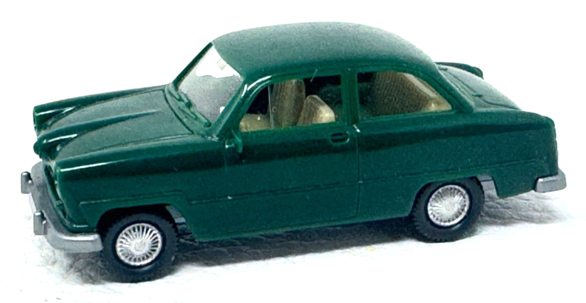 Wiking 821 Ford Taunus 12M dunkel-grün - HO H0 1:87