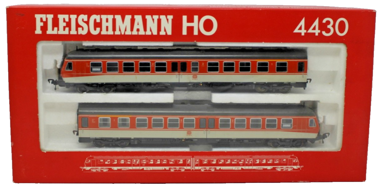 Fleischmann H0 4430 Dieseltriebzug BR 614 044-6 / 614 038-8 der DB - H0 HO 1:87