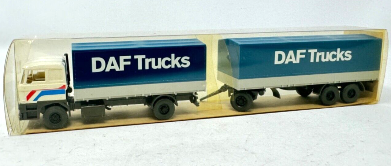 Wiking 27468 Pritschen Fernlastzug DAF 3300 "DAF Trucks" - HO H0 1:87