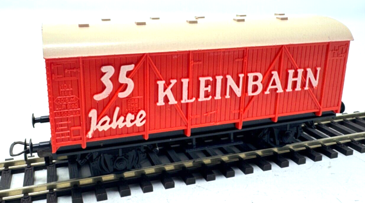 Kleinbahn Jubiläumswagen "35 Jahre Kleinbahn" - orange - H0 HO 1:87 Kleinbahn Jubiläumswagen "35 Jahre Kleinbahn" - orange - H0 HO 1:87