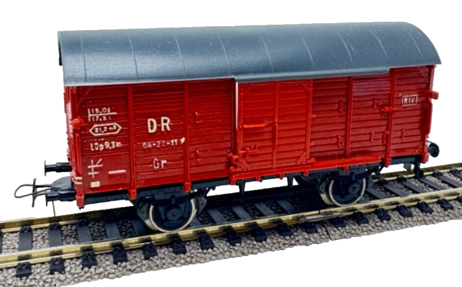 Dietzel Tonnendachwagen braun - 04-20-11 DR - 1:87 H0 HO in OVP Dietzel Tonnendachwagen braun - 04-20-11 DR - 1:87 H0 HO in OVP
