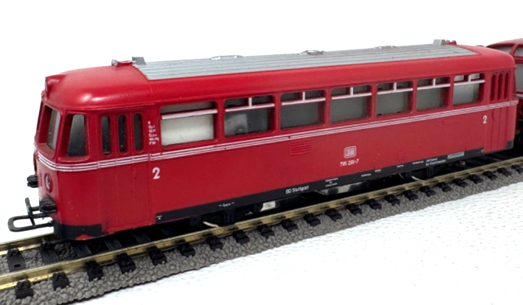 Märklin H0 3016 Schienenbus 795 299-7 Stuttgart DB - HO H0 1:87 Märklin H0 3016 Schienenbus 795 299-7 Stuttgart DB - HO H0 1:87