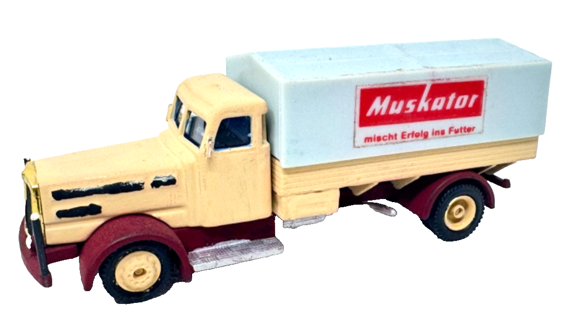 Grell Büssing H0 Planentransporter Muskator - Eigenbau / Umbau - 1:87 H0 HO