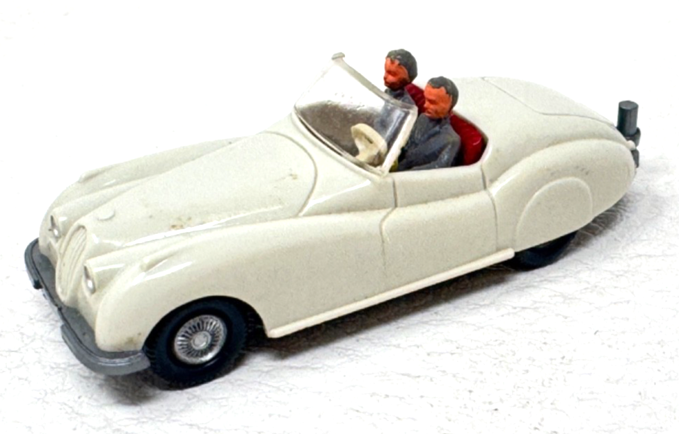 Wiking  H0 Jaguar Sport Cabrio mit Zughaken - Wiking - Germany - H0 HO 1:87