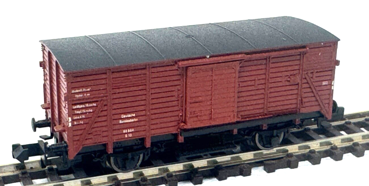 Fleischmann Piccolo 8350 Gedeckter Güterwagen 65 864 DB - Spur N - 1:160 Fleischmann Piccolo 8350 Gedeckter Güterwagen 65 864 DB - Spur N - 1:160