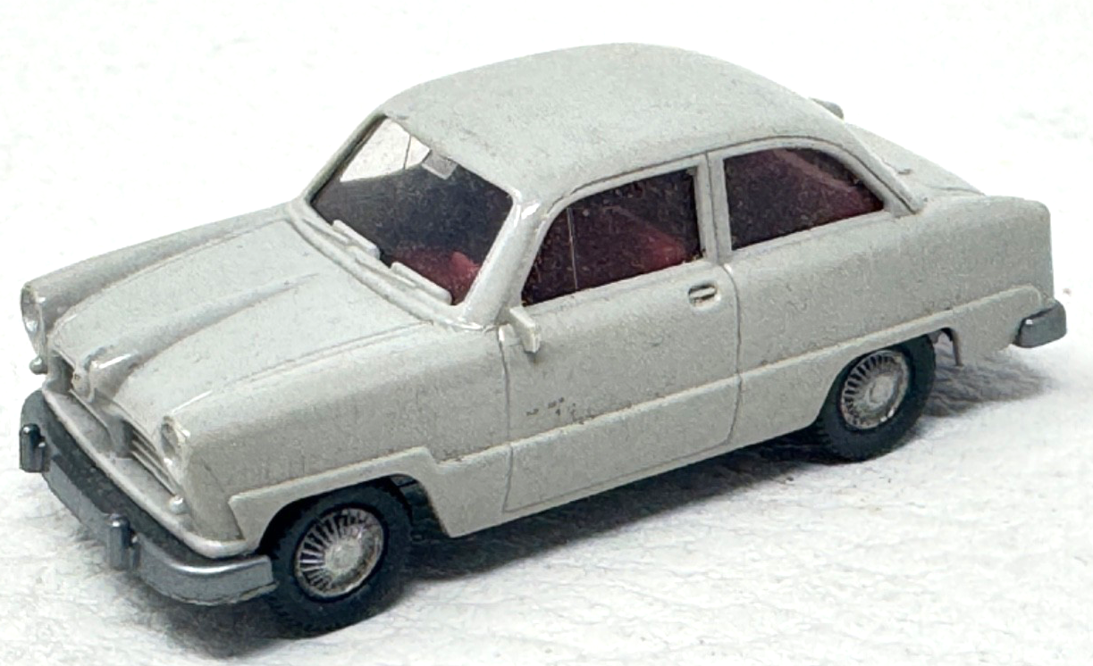 Wiking 821 Ford Taunus 12M grau - HO H0 1:87
