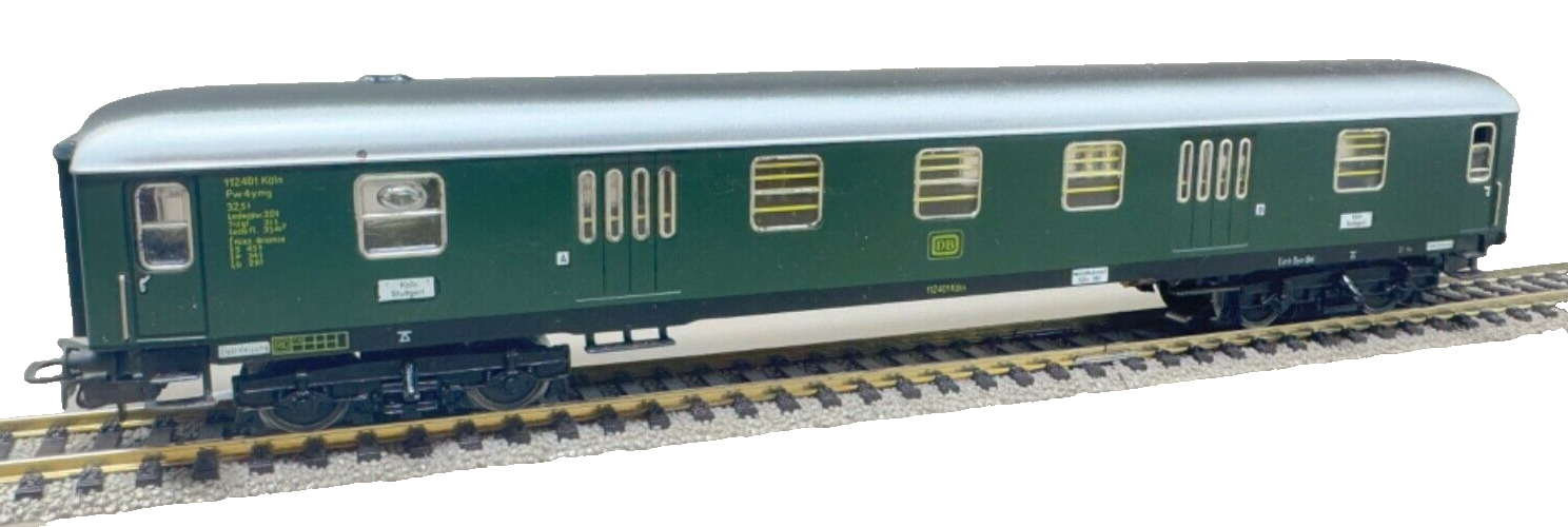 Märklin 4026 D-Zug Gepäckwagen - DB - 112 401 Köln m. Beleuchtung AC H0 HO 1:87