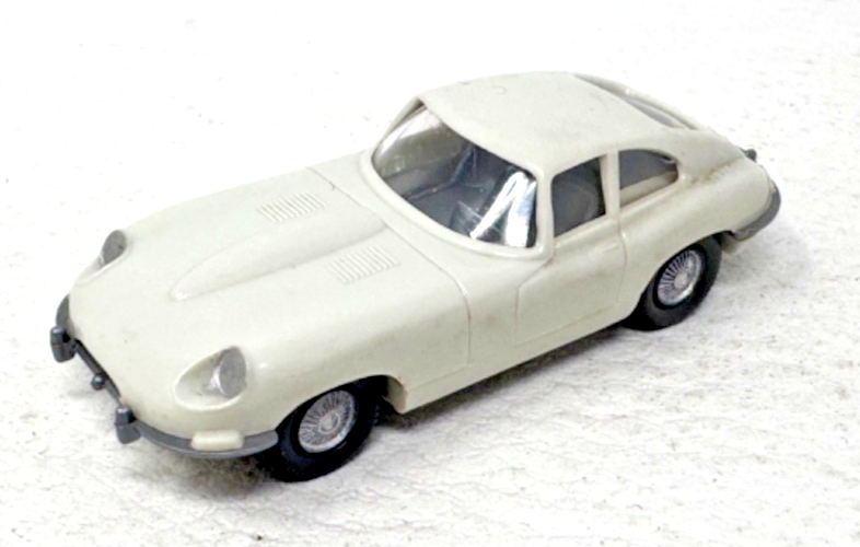 Wiking H0 2n Jaguar E-Type hellgrau - H0 HO 1:87