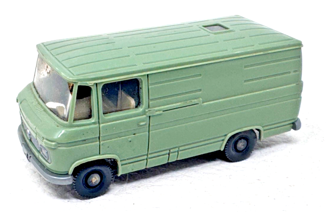 Wiking 270 H0 Mercedes MB L 406 Kasten grün - H0 HO 1:87