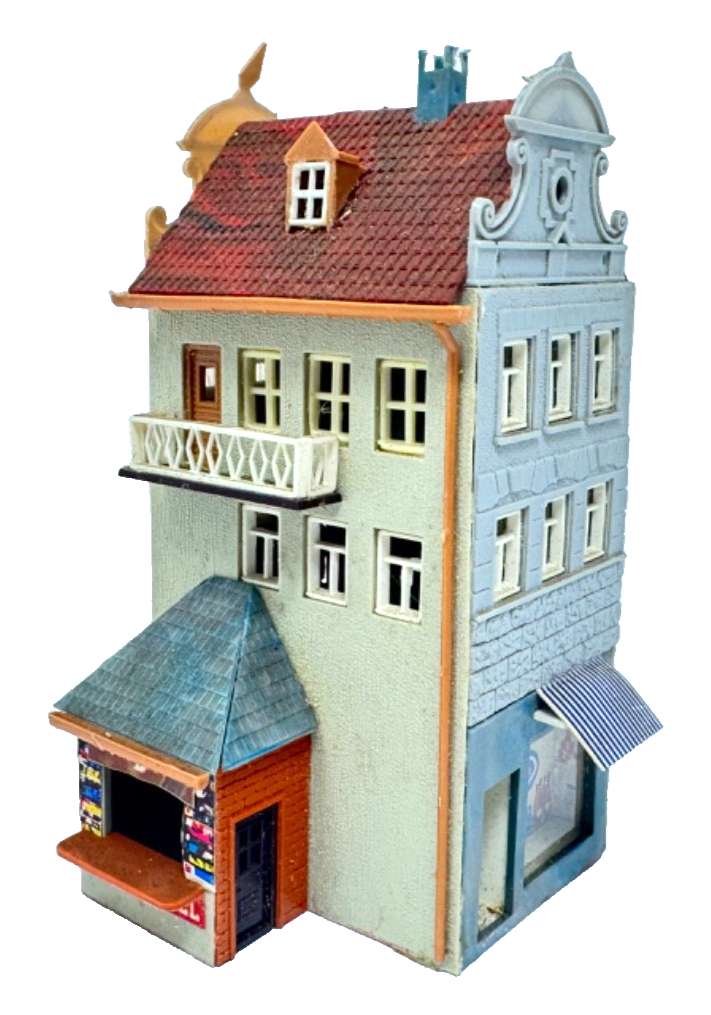 Faller H0 Altes Stadthaus mit Anbau ca. 7 x 7 x 12,5 cm HO H0 1:87 Faller H0 Altes Stadthaus mit Anbau ca. 7 x 7 x 12,5 cm HO H0 1:87