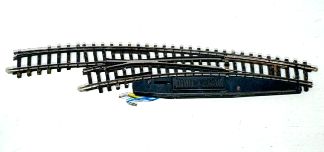 Märklin 2167 / 2168 K-Gleis Weiche Links H0 mit elektrischem Antrieb für Bastler