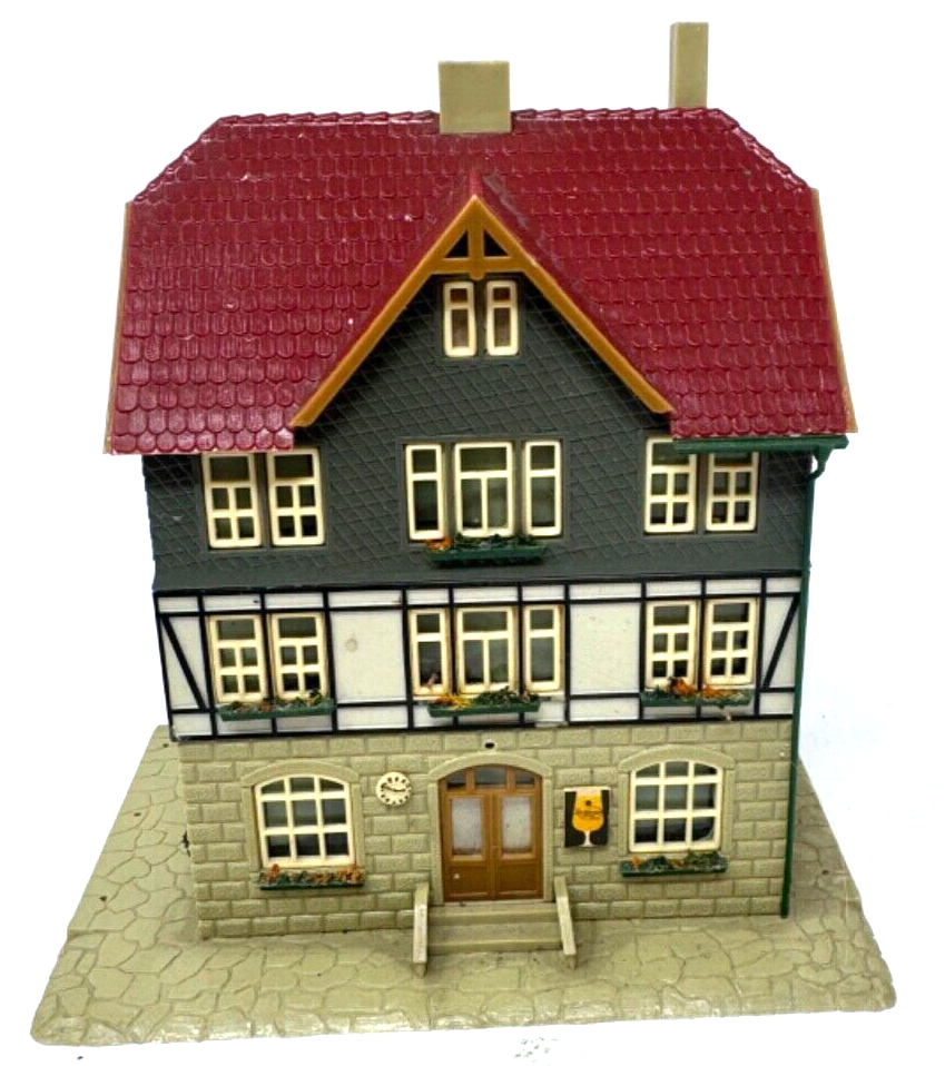 VERO Thüringer Hof - Fachwerkhaus - 1:87 HO H0 - 12,5 x 8,3 x 13,3 cm VERO Thüringer Hof - Fachwerkhaus - 1:87 HO H0 - 12,5 x 8,3 x 13,3 cm
