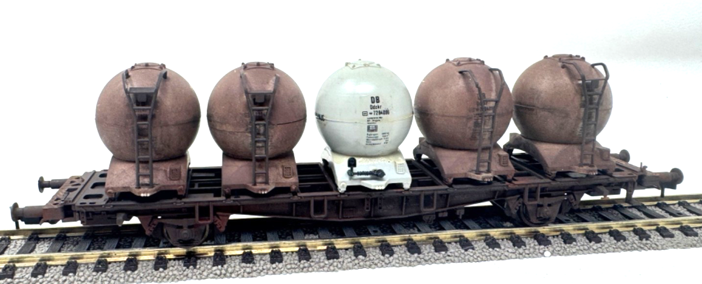 Roco 4338 H0 Kugeldruckbehälterwagen gealtert 042 0 521-5 DB - H0 HO 1:87 Roco 4338 H0 Kugeldruckbehälterwagen gealtert 042 0 521-5 DB - H0 HO 1:87