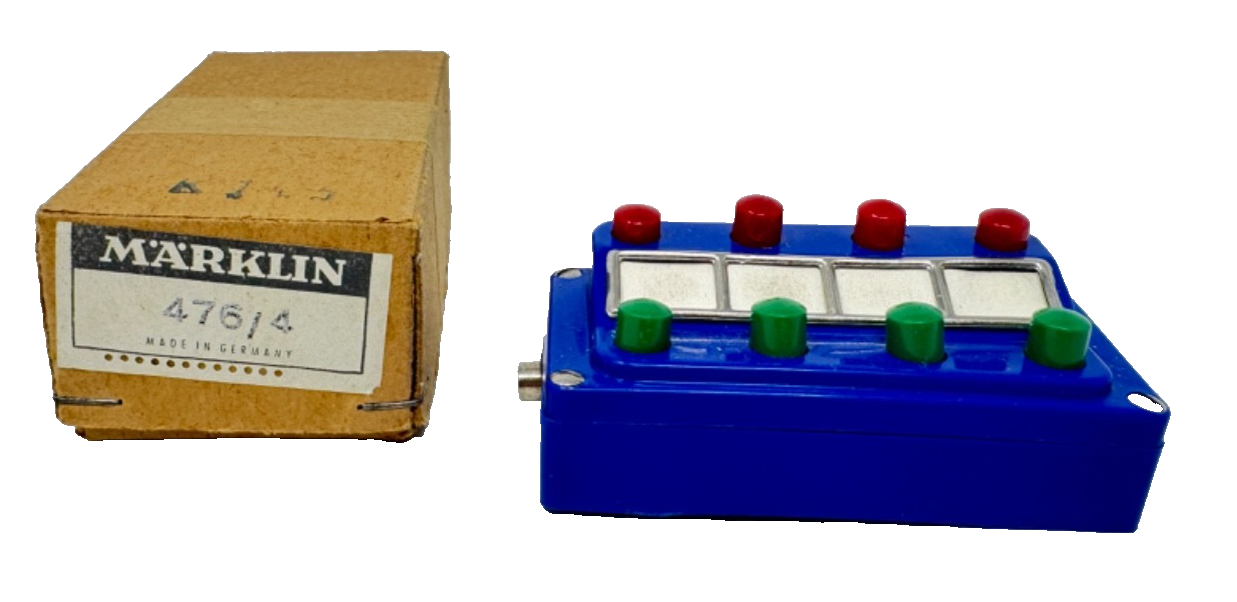 Märklin H0 476/4 Umschalter für Weichen und Signale - Steuerpult in OVP Märklin H0 476/4 Umschalter für Weichen und Signale - Steuerpult in OVP