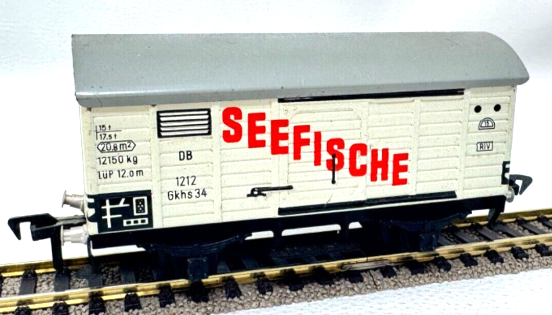 Fleischmann Kühlwagen 1212 Gkhs 34 Seefische - DB - Blech - US- Zone H0 HO 1:87