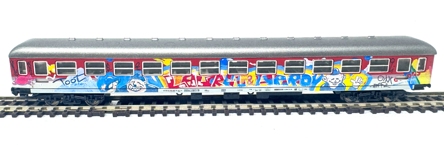 Arnold N 70501 Club 2000 Personenwagen "Graffiti" Serie 2 - DB Spur N - 1:160