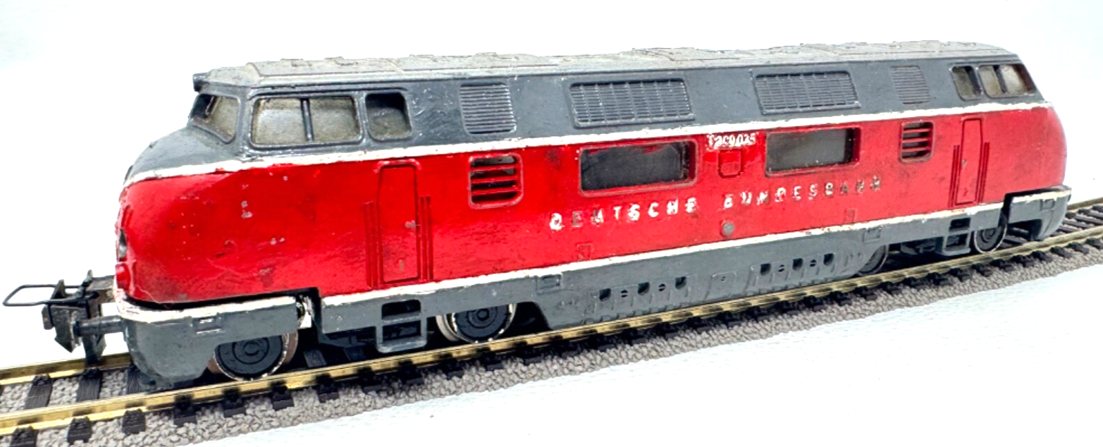 Trix Express 2260 Diesellok V 200 035 DB - DC - 3 Leiter - 1:87 HO H0
