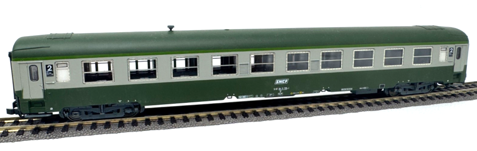 Roco 44605 H0 UIC-Y-Wagen Schnellzugwagen 2. Kl. - 20-71 799-1 SNCF - H0 HO 1:87
