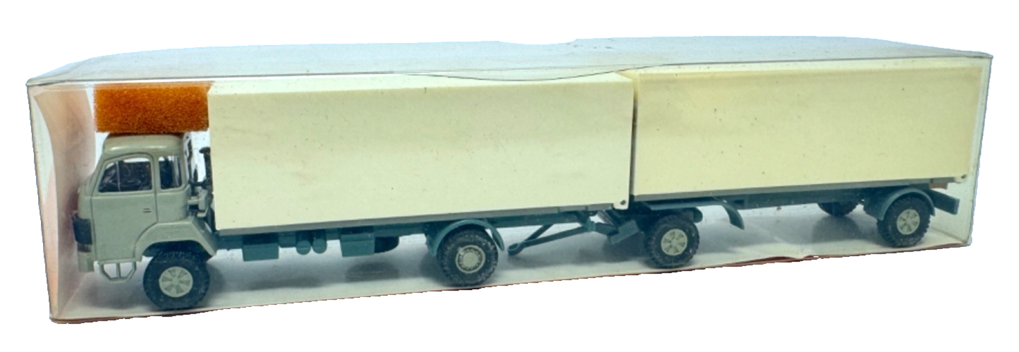 RMM Roskopf 603 H0 Saurer 290/330 Unbedruckt für Abziehbilder - HO H0 1:87