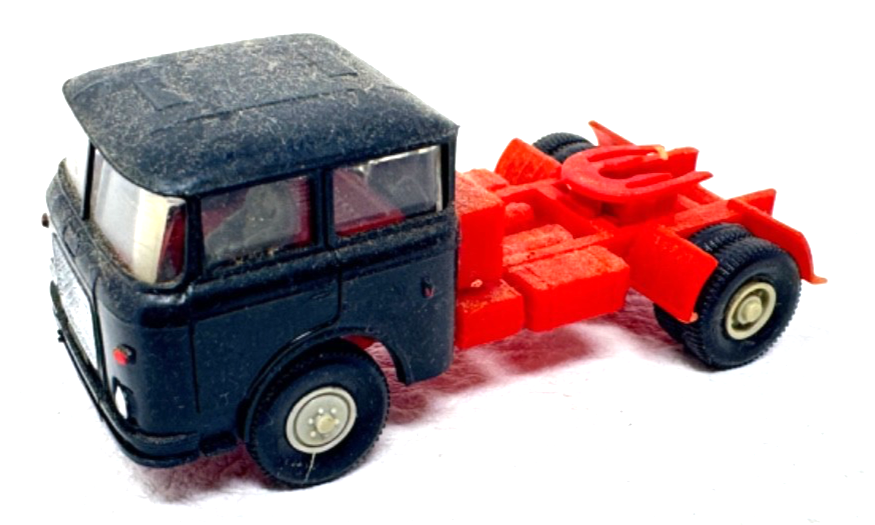 VEB Preto Permot HO Skoda S 706 RTTN Zugmaschine mit Kurzpritsche - H0 HO 1:87