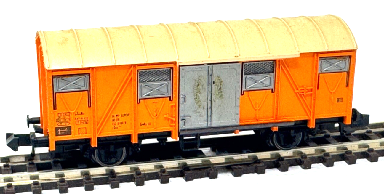 Fleischmann piccolo 2470 - gedeckter Güterwagen 132 3 109-9 DB Spur N - 1:160 Fleischmann piccolo 2470 - gedeckter Güterwagen 132 3 109-9 DB Spur N - 1:160