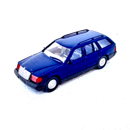 Wiking Mercedes 230 TE - blau - 1:87 H0 HO