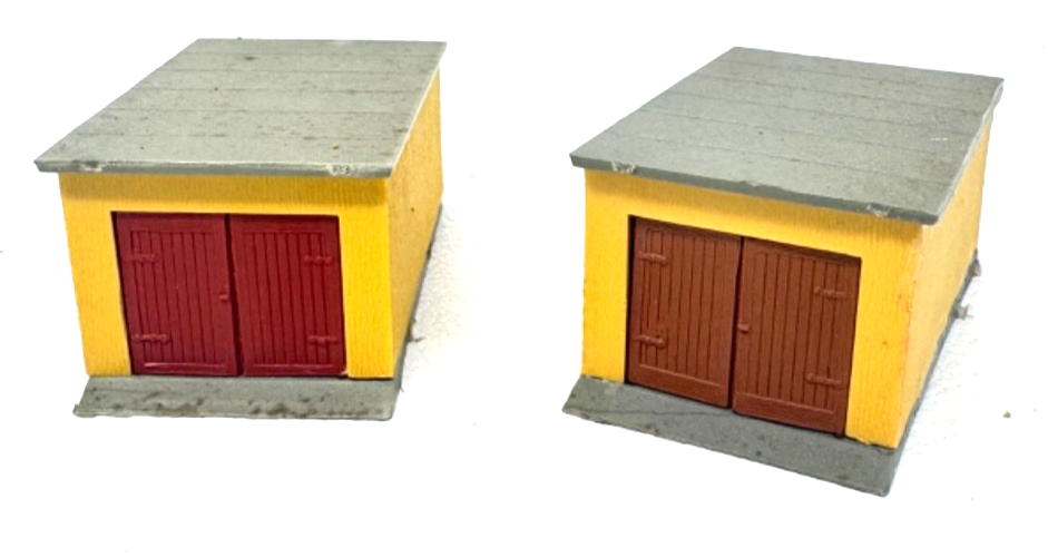 2x Auhagen Garagen ca. 3,8 x 6,8 x 3 cm - H0 HO 1:87