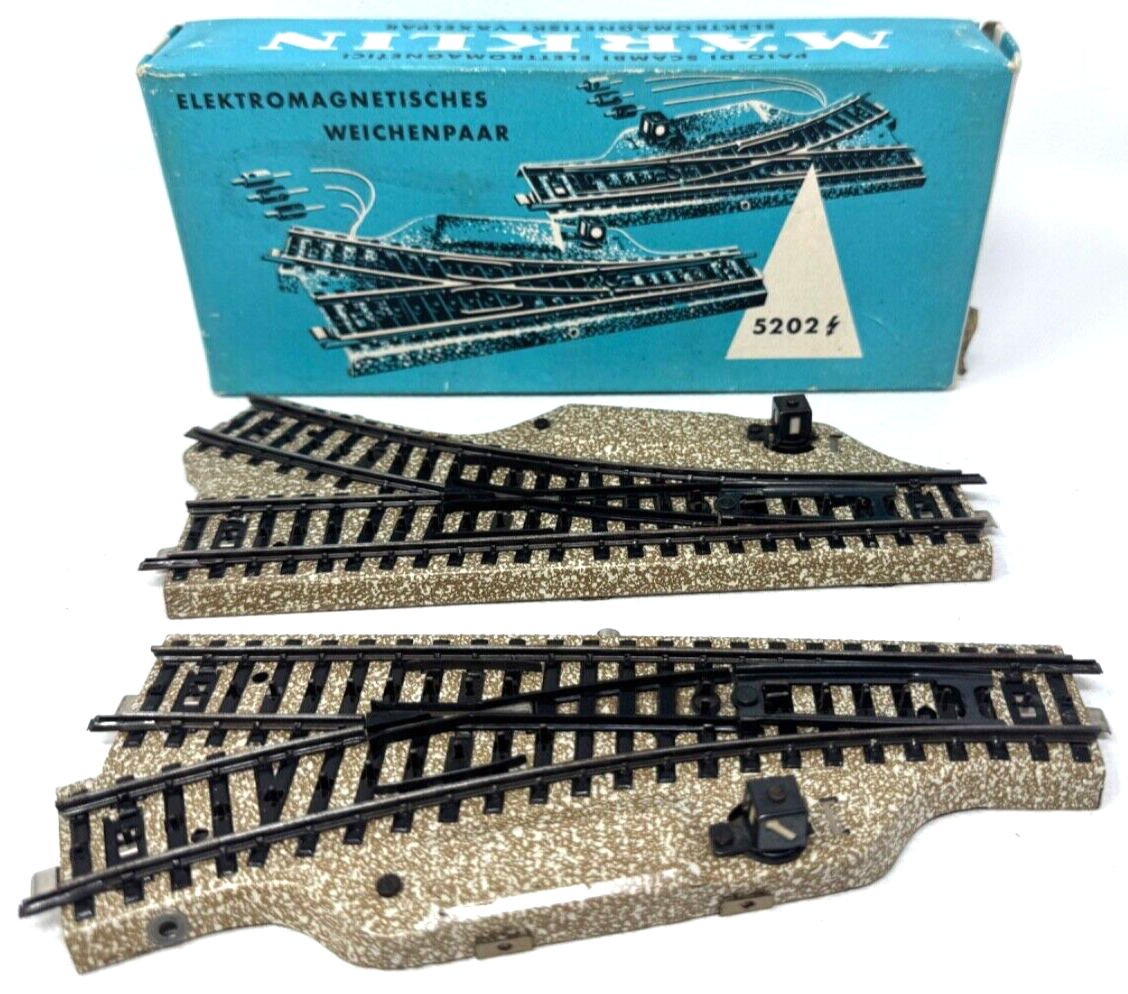 Märklin H0 5202 Elektromagnetisches Weichenpaar ( L + R ) - HO H0 1:87